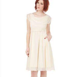 Modcloth Pas de Bourrée a Day Dress in Ivory (Geode) - S